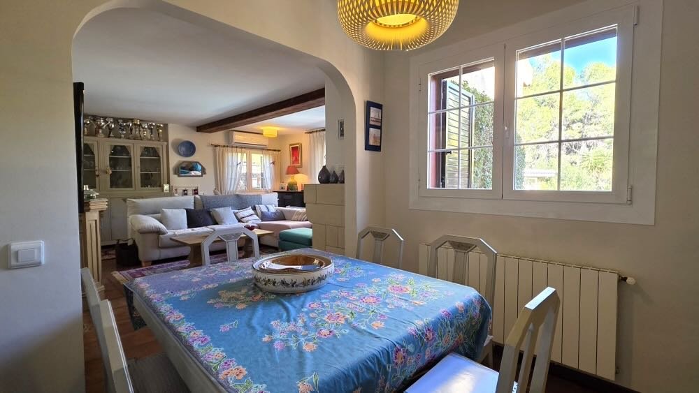 Property 2438 - Image 49